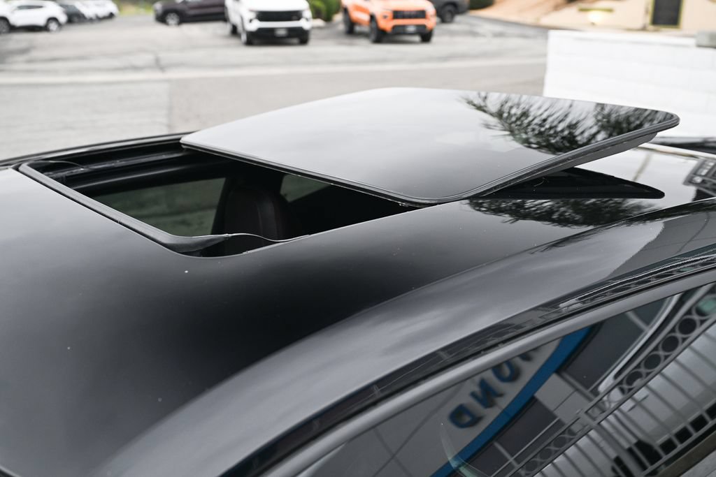 Used 2023 Chevrolet Camaro ZL1 RWD image 17