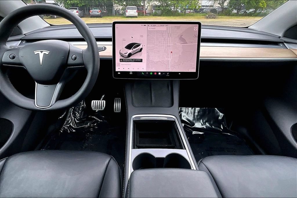 Used 2022 Tesla Model Y Performance AWD/4WD image 16