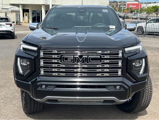 New 2026 GMC Canyon Denali w/ LPO, Denali Black Edition AWD/4WD image 2