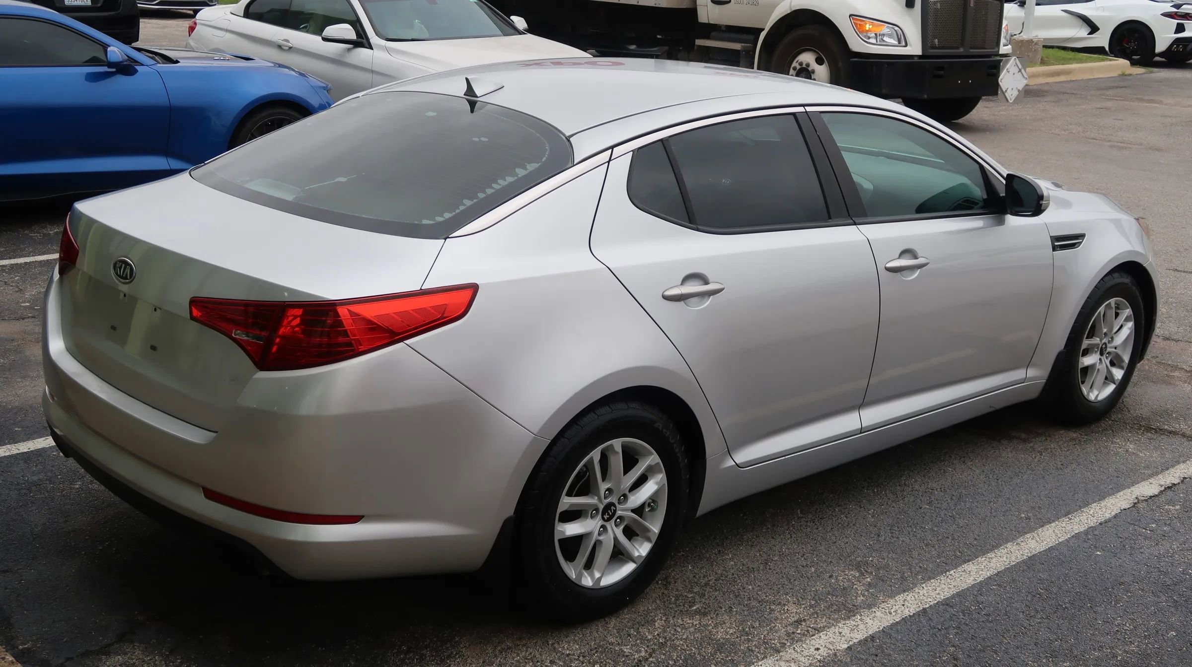 Used 2011 Kia Optima LX FWD image 13