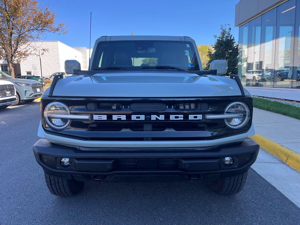 Certified 2023 Ford Bronco Outer Banks AWD/4WD image 2