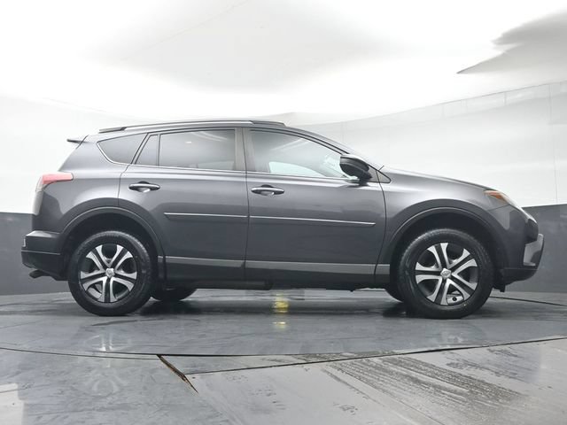 Used 2018 Toyota RAV4 LE w/ All Weather Liner Package AWD/4WD image 30