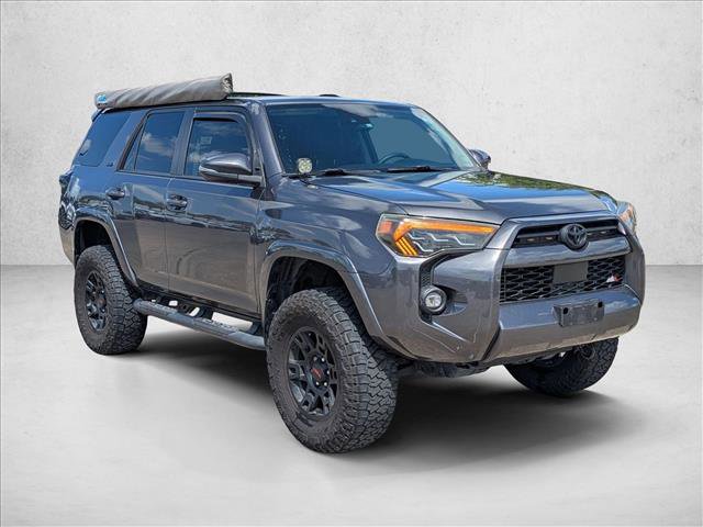Used 2022 Toyota 4Runner SR5 Premium w/ Moonroof Package AWD/4WD image 3