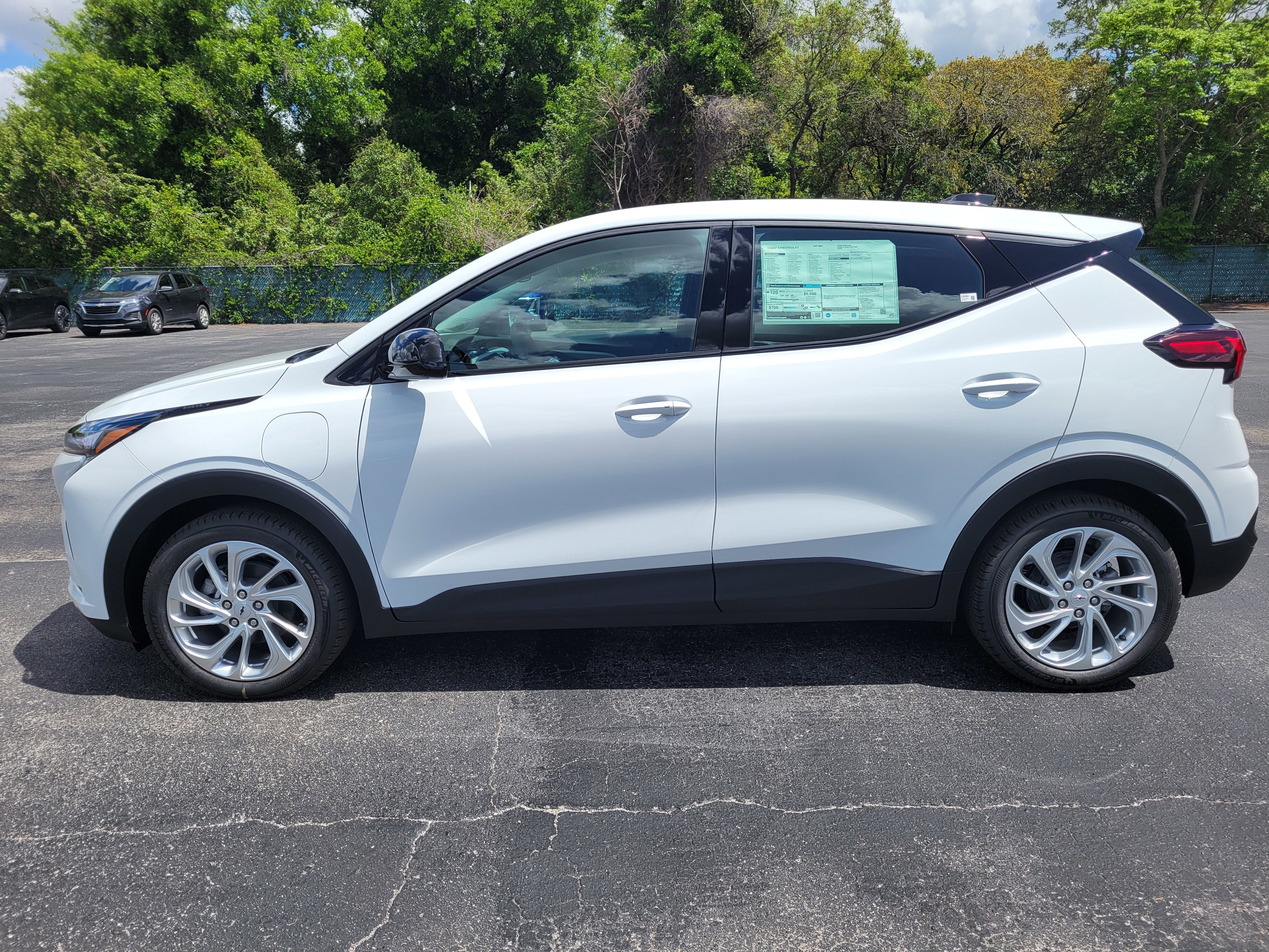 New 2027 Chevrolet Bolt LT image 9