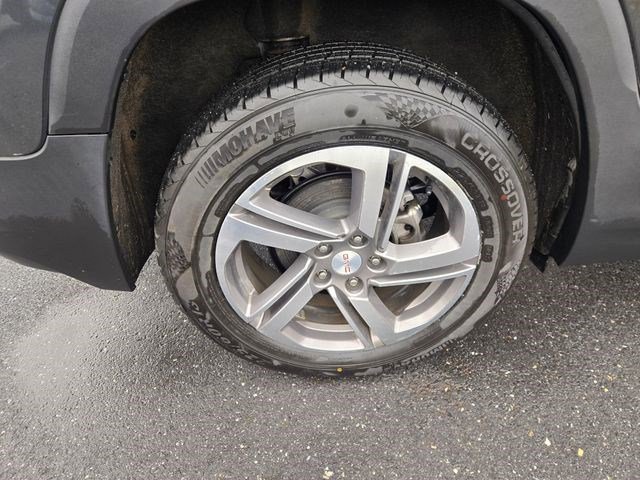 Used 2021 GMC Terrain SLT image 25