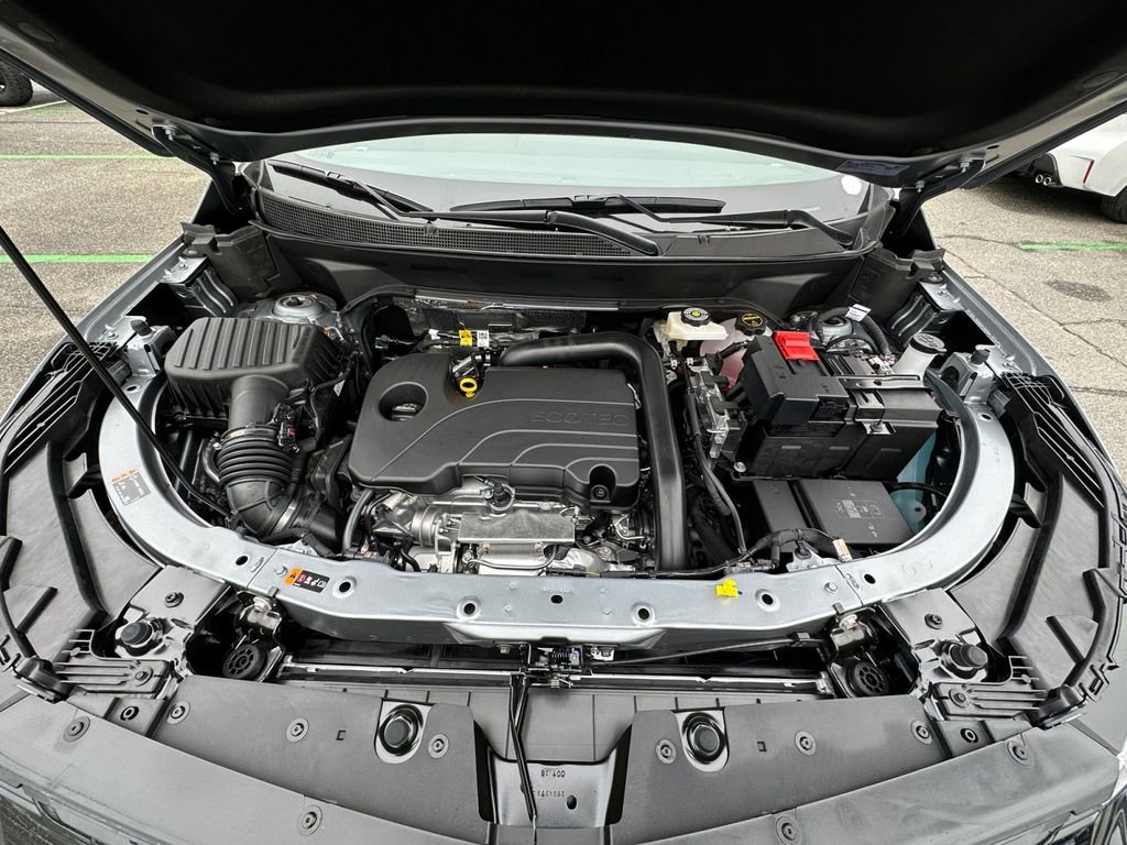 New 2026 Chevrolet Equinox LT w/ Convenience Package II image 24