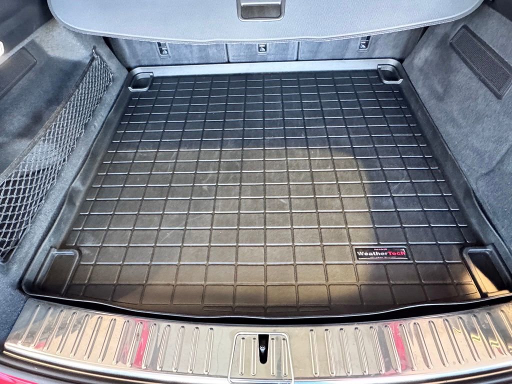 Used 2023 Porsche Cayenne Platinum Edition image 12