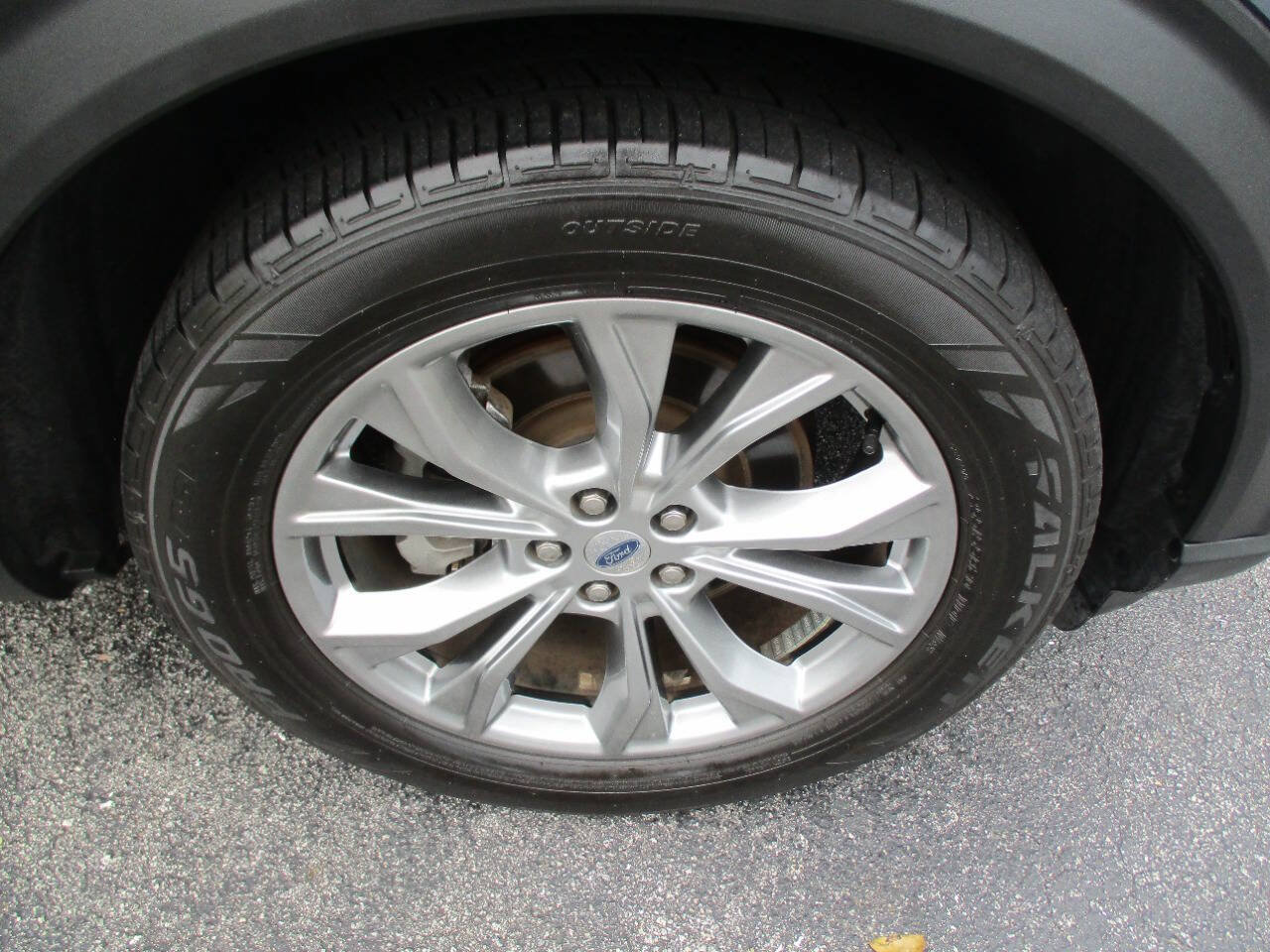 Used 2021 Ford Explorer Limited w/ Equipment Group 301A RWD image 41
