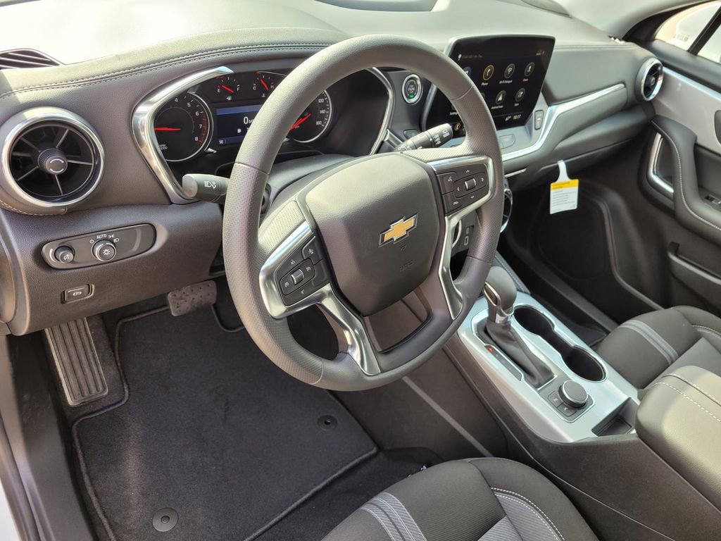 New 2026 Chevrolet Blazer LT image 16