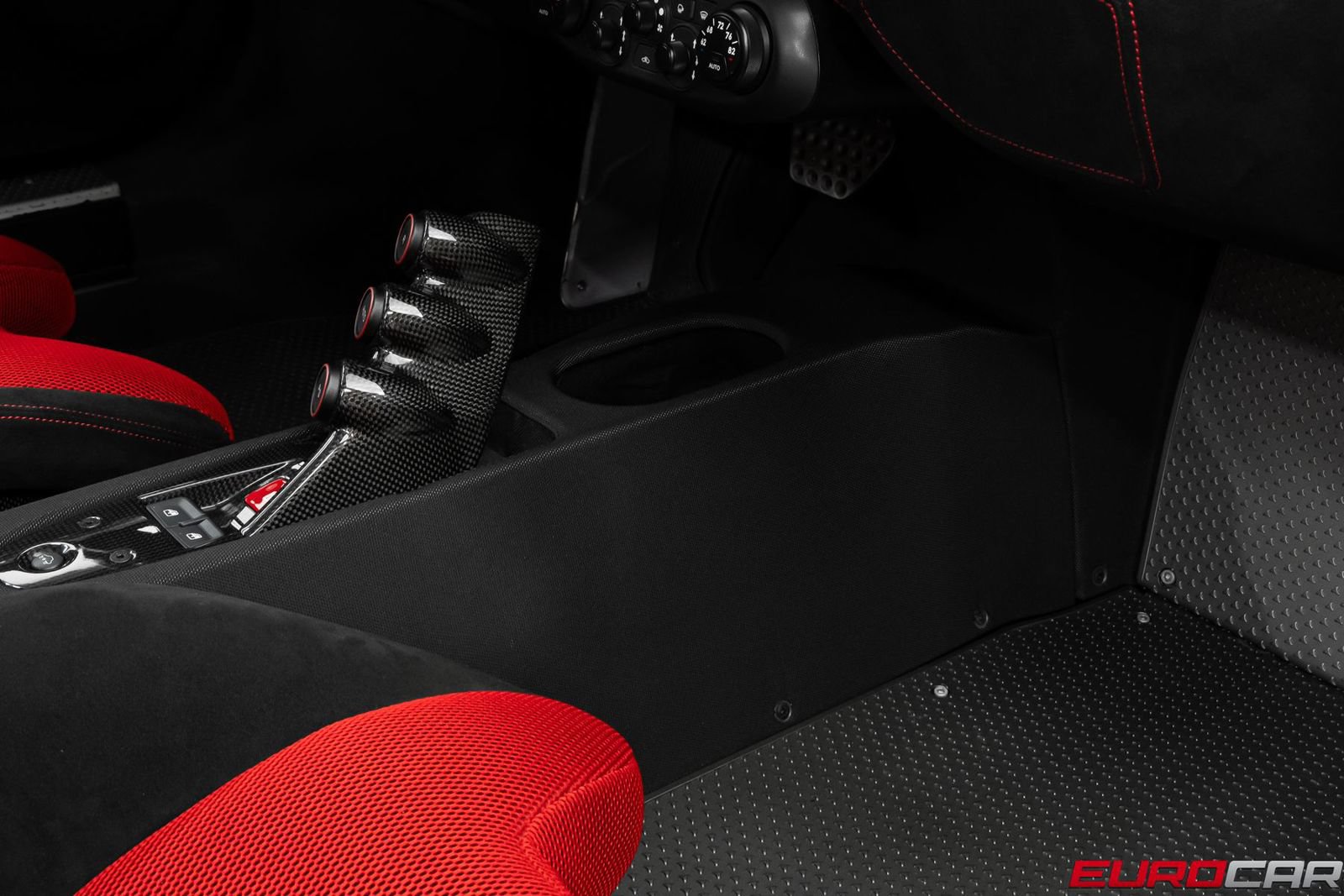 Used 2015 Ferrari 458 Speciale Coupe RWD image 42