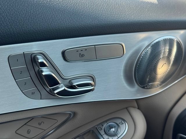 Used 2017 Mercedes-Benz GLC 300 4MATIC image 34