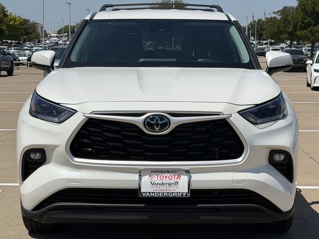 Used 2021 Toyota Highlander LE FWD image 8