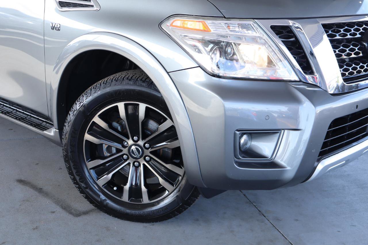 Used 2017 Nissan Armada Platinum RWD image 4