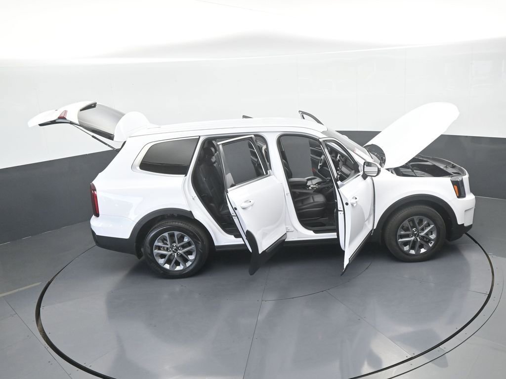 Used 2025 Kia Telluride LX FWD image 72