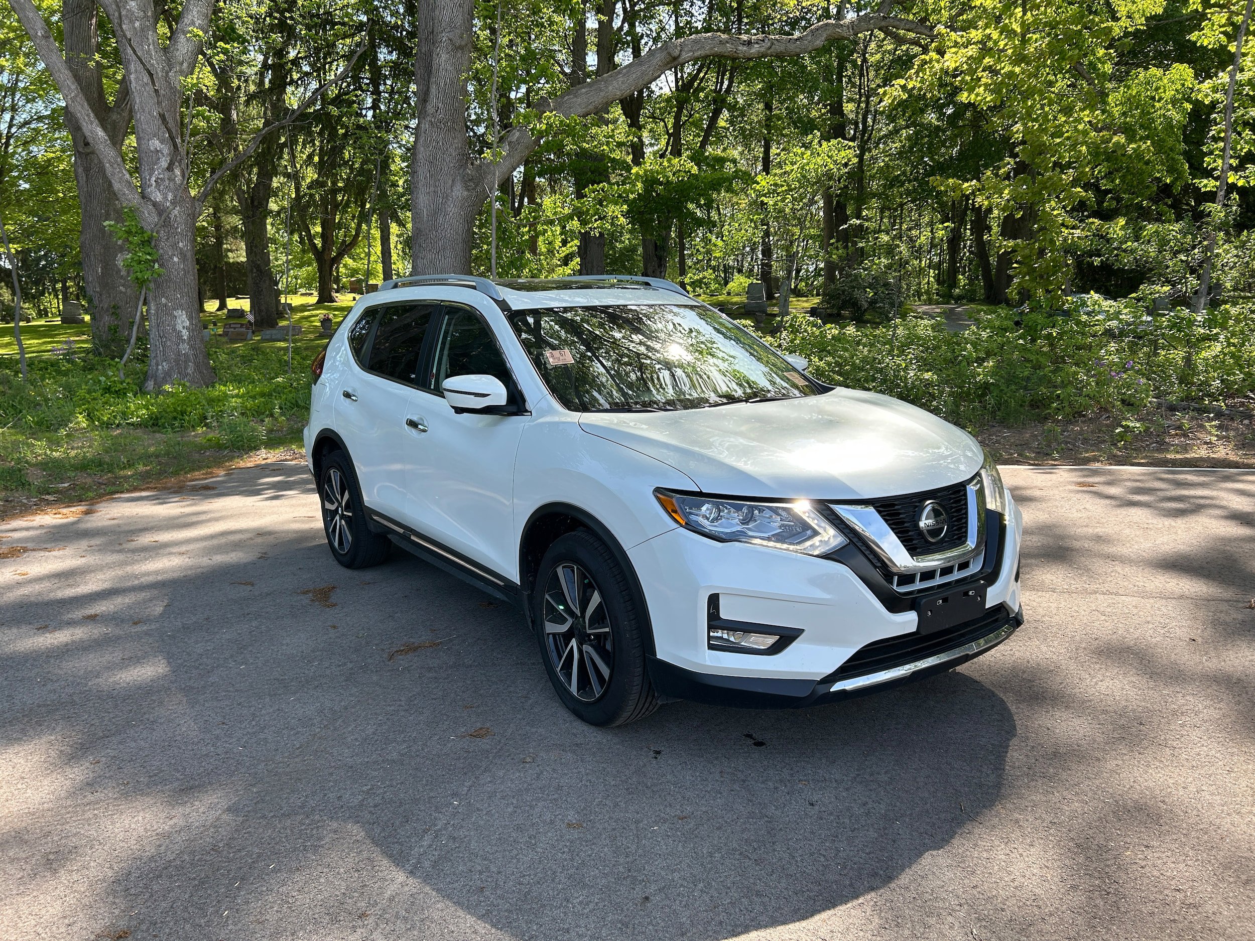 Used 2020 Nissan Rogue SL AWD/4WD image 2