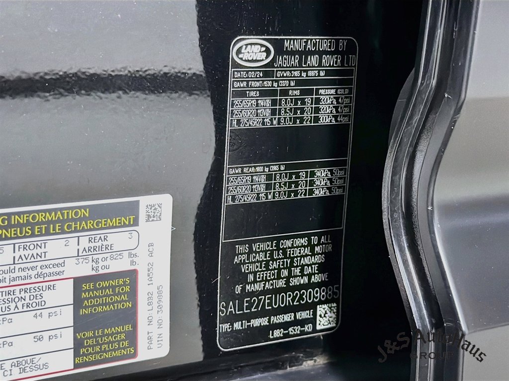 Used 2024 Land Rover Defender 110 X-Dynamic SE AWD/4WD image 40