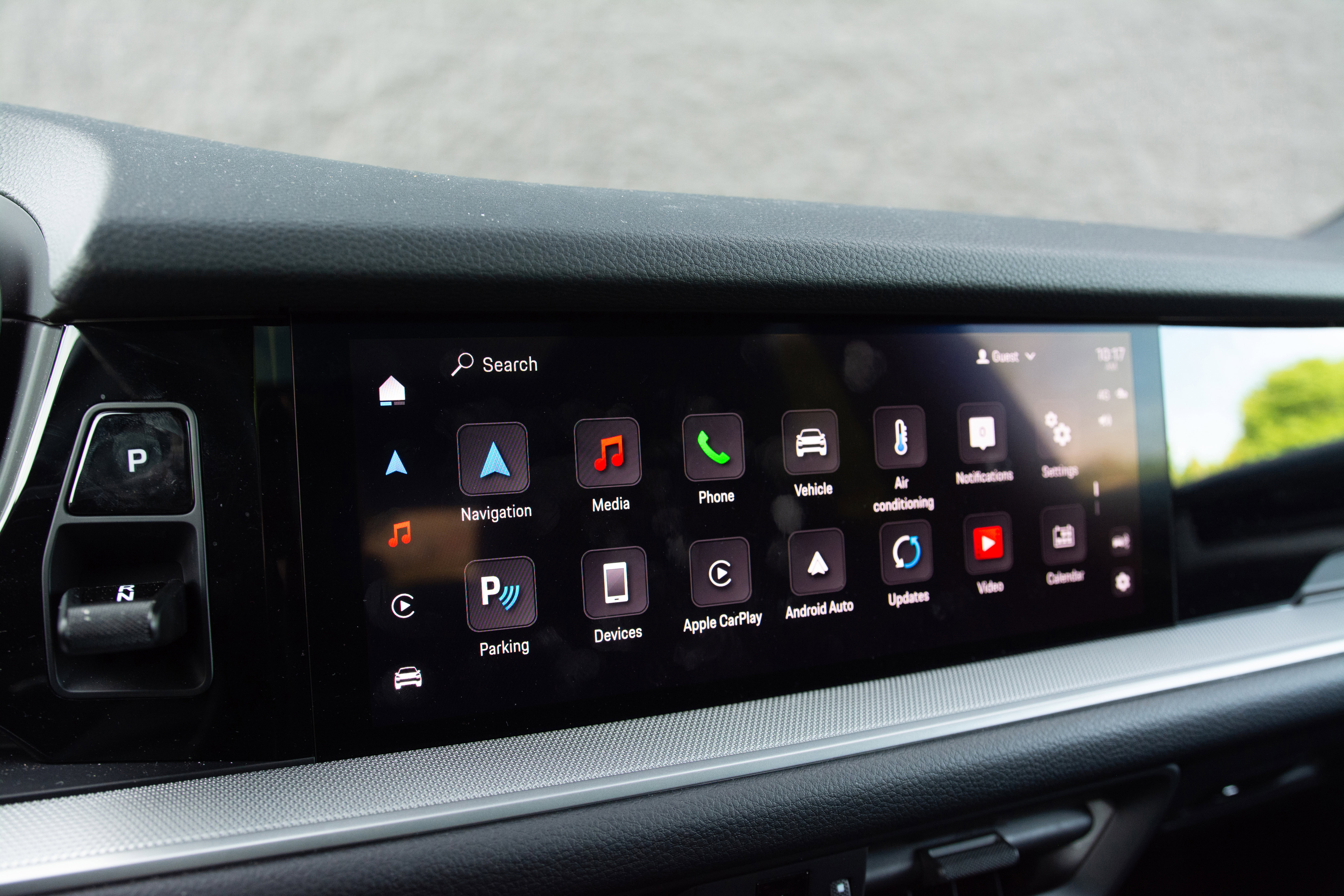 Certified 2025 Porsche Cayenne E-Hybrid image 20