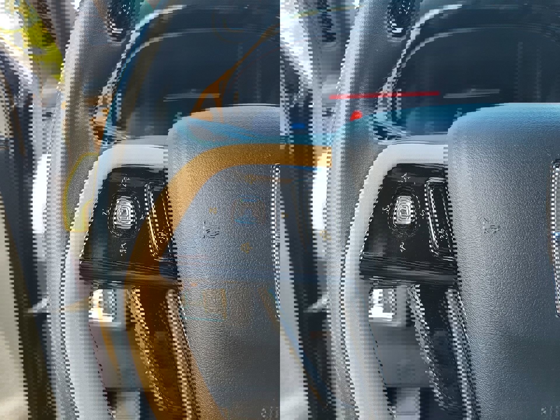 Used 2023 Lincoln Corsair Reserve w/ Jet Appearance Package FWD image 27