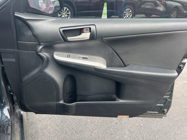 Used 2013 Toyota Camry SE FWD image 27