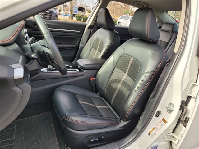 Used 2024 Nissan Altima 2.5 SR image 8