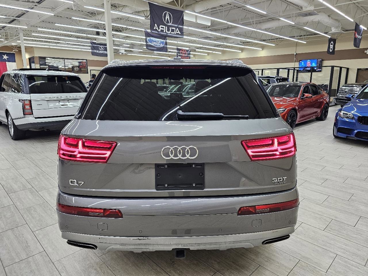 Used 2018 Audi Q7 3.0T Premium Plus w/ Premium Plus Package AWD/4WD image 8