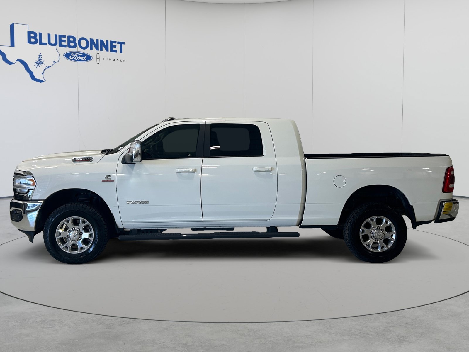Used 2024 RAM 3500 Laramie w/ Safety Group AWD/4WD image 7