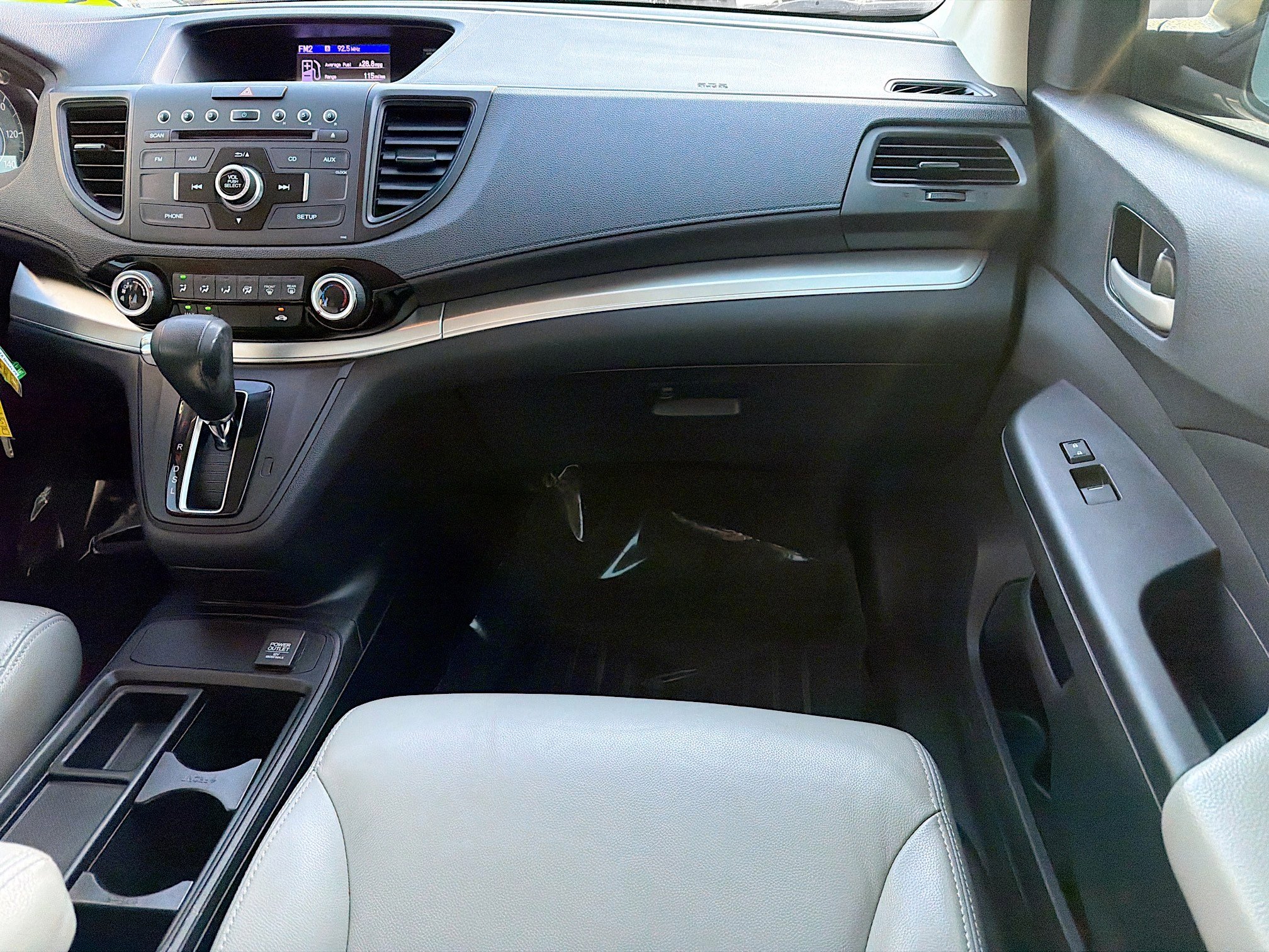 Used 2016 Honda CR-V SE image 17