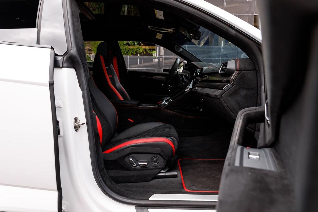 Used 2024 Lamborghini Urus Performante image 12