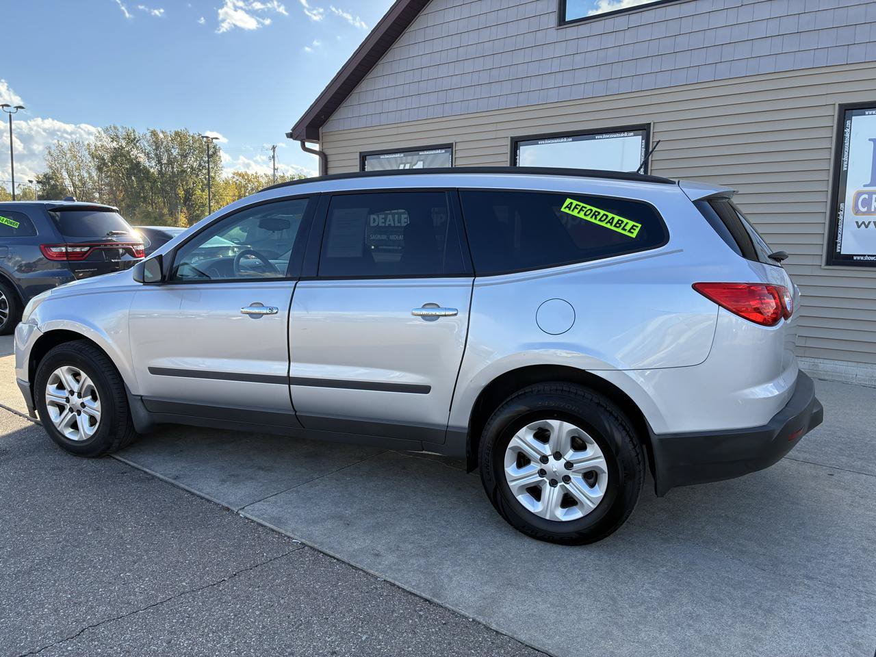 Used 2012 Chevrolet Traverse LS FWD image 8