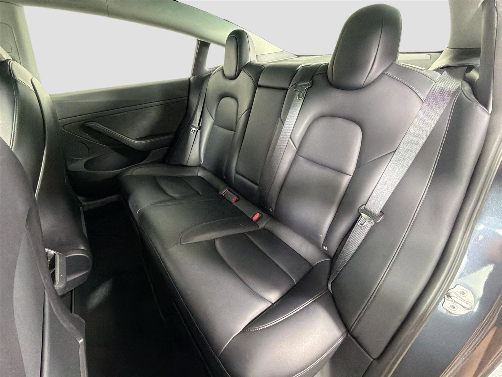 Used 2021 Tesla Model 3 Standard Range Plus RWD image 21