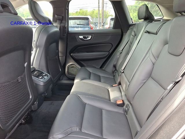 Certified 2023 Volvo XC60 B5 Ultimate w/ Climate Package image 12