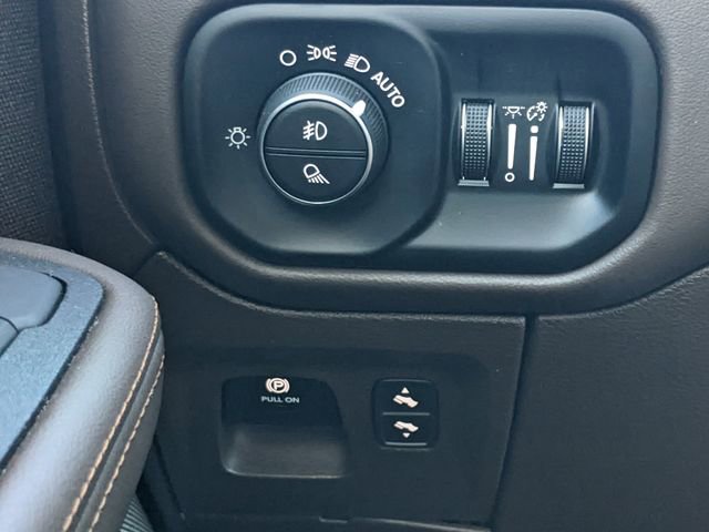 Certified 2026 RAM 1500 Limited image 21