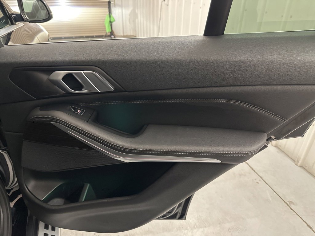 Used 2019 BMW X5 xDrive40i w/ Convenience Package image 44
