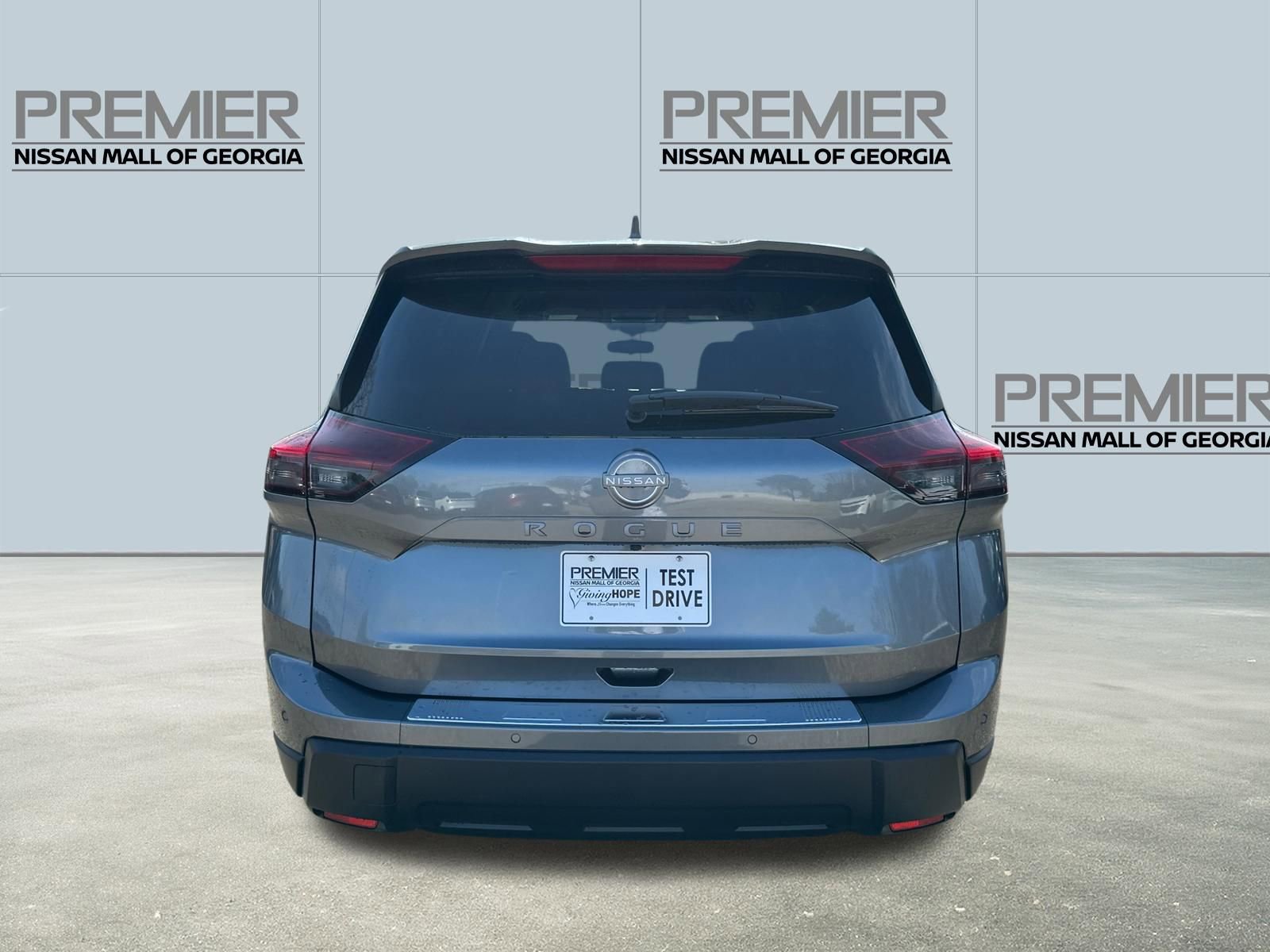 Used 2026 Nissan Rogue SV image 6