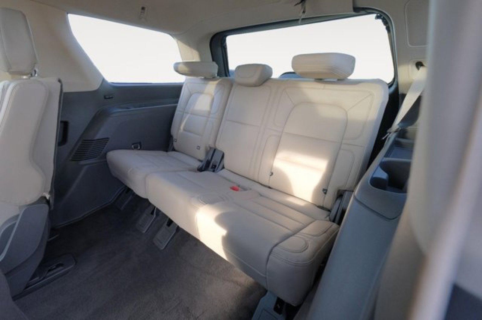 Used 2024 Lincoln Navigator Reserve image 14