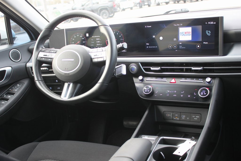 Used 2024 Hyundai Sonata SEL w/ Convenience Package image 9