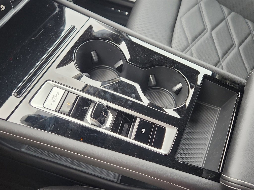 New 2025 Volkswagen Atlas SE image 22