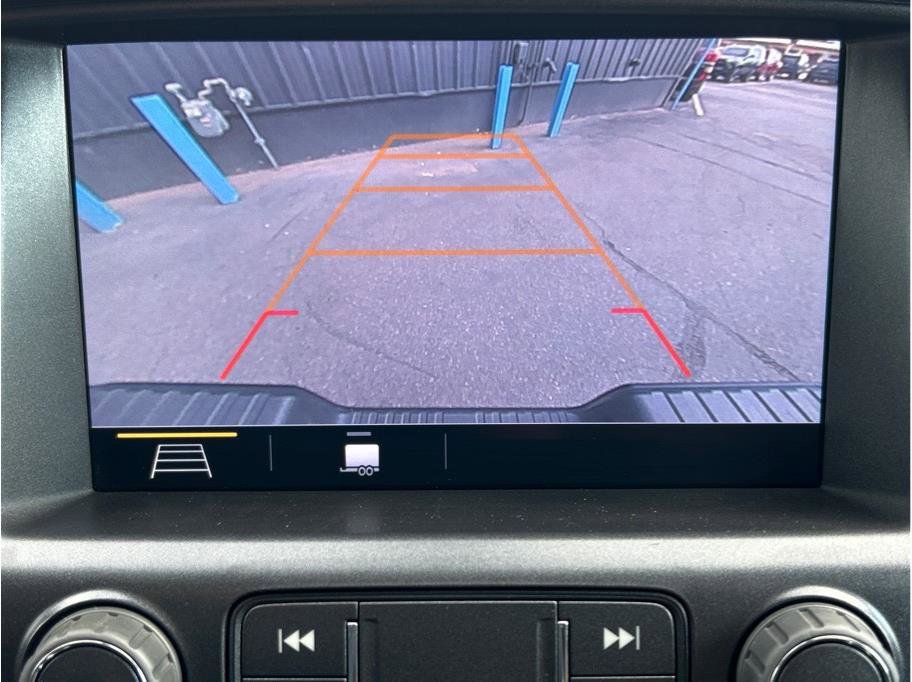 Used 2022 Chevrolet Colorado ZR2 image 18