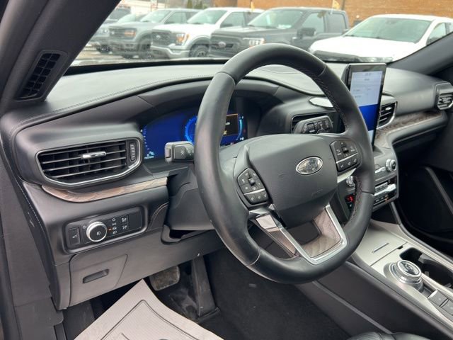 Certified 2020 Ford Explorer Platinum image 7