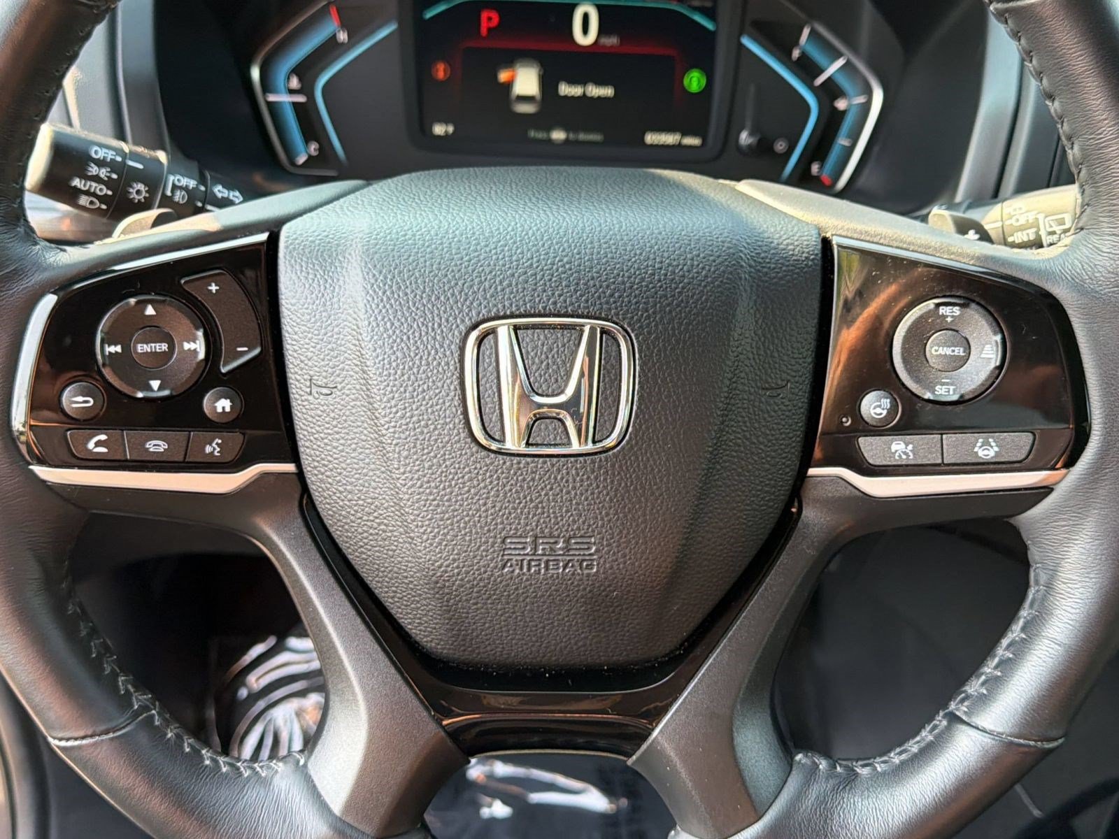Used 2024 Honda Odyssey Elite image 11