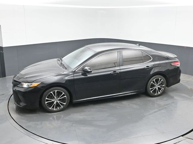 Used 2019 Toyota Camry SE FWD image 33