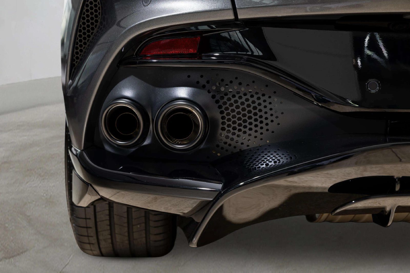 New 2026 Aston Martin DBX 707 AWD/4WD image 44