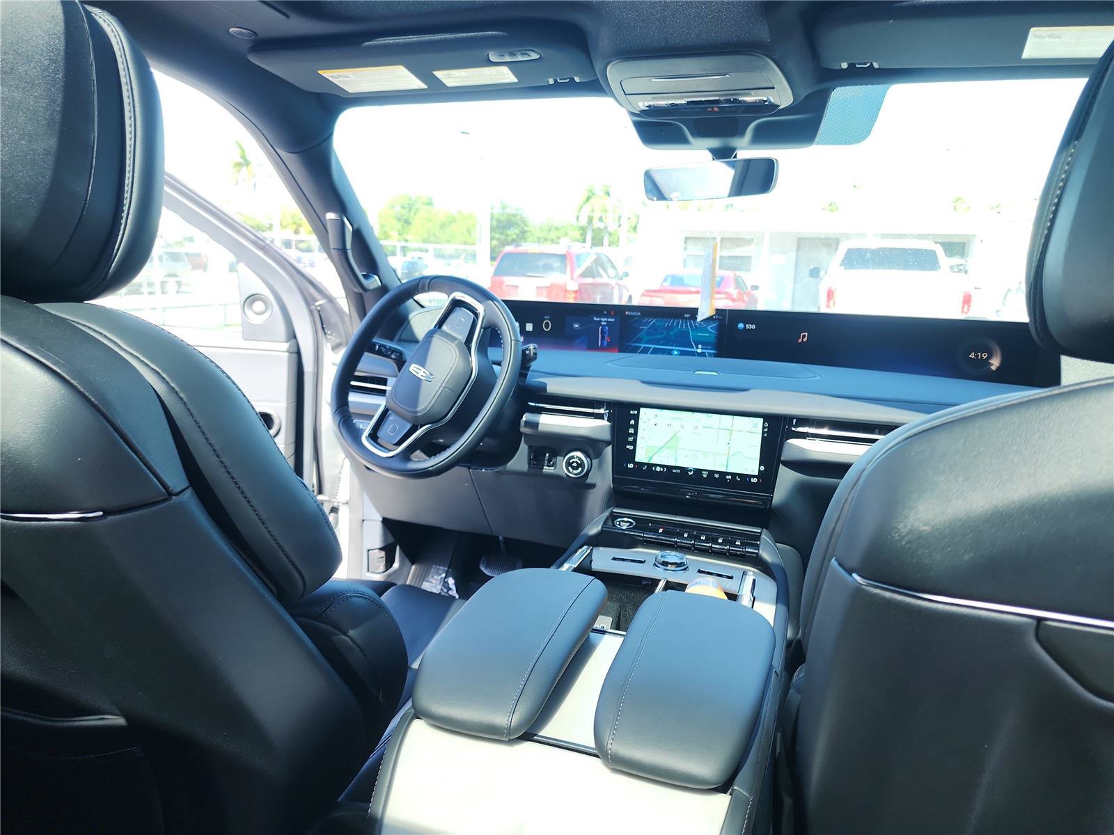 New 2027 Lincoln Navigator Reserve w/ Jet Appearance Package AWD/4WD image 26