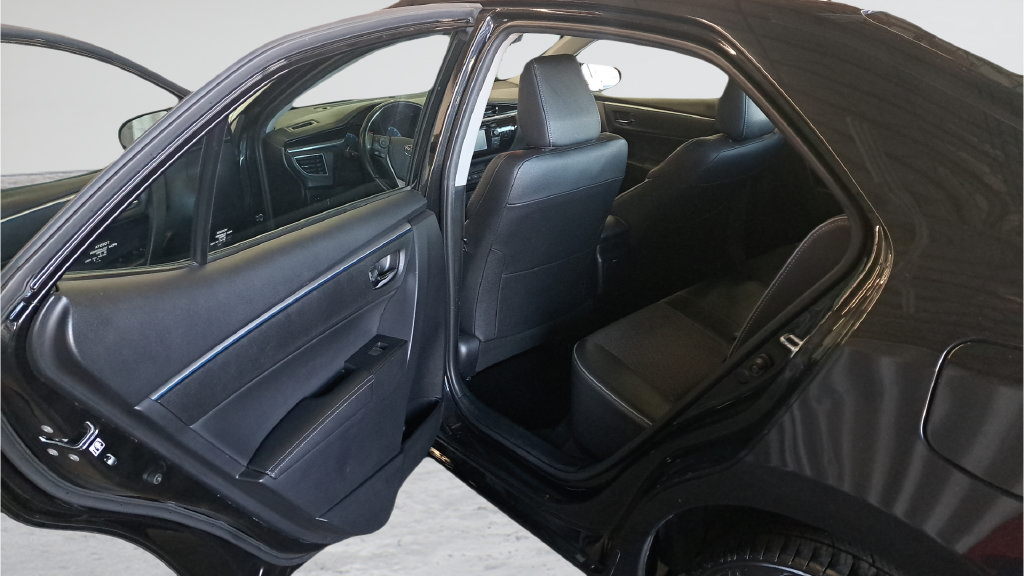 Used 2016 Toyota Corolla S FWD image 23