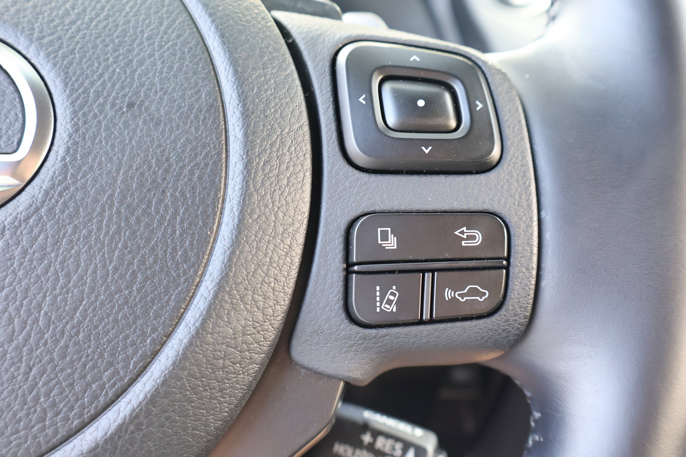 Used 2024 Lexus IS 300 w/ Premium Package image 25