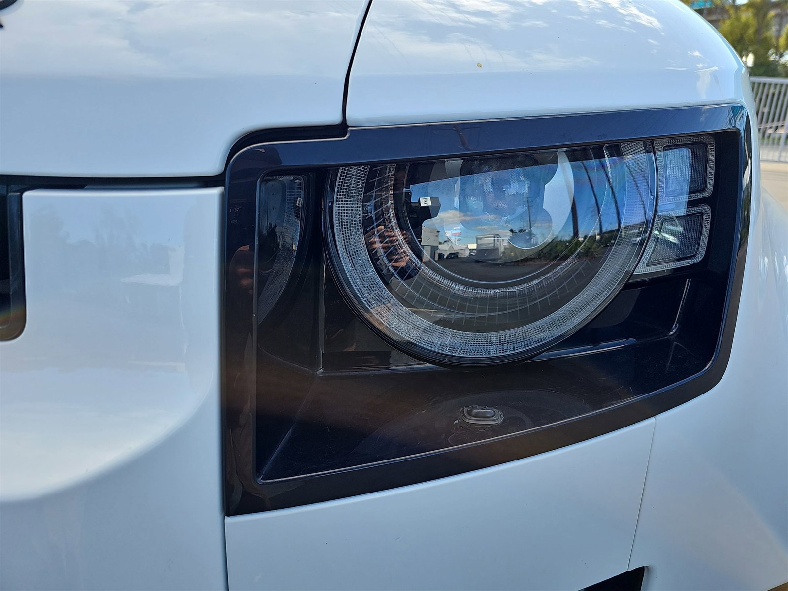 Used 2024 Land Rover Defender 90 S image 29