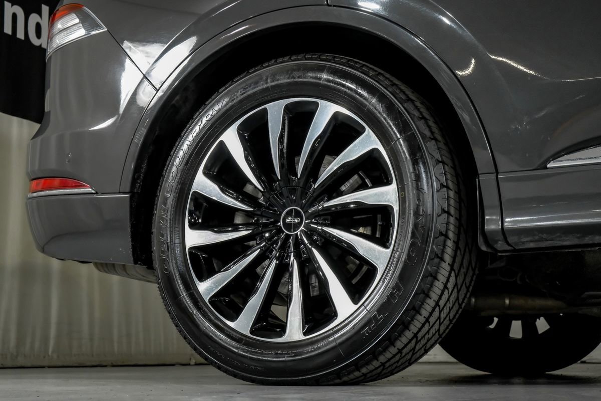 Used 2020 Lincoln Aviator Black Label Grand Touring w/ Class IV Trailer Tow Package AWD/4WD image 51