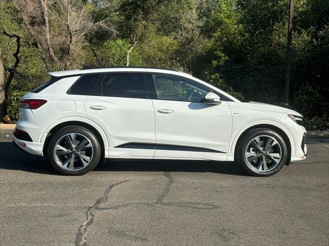 Certified 2024 Audi Q4 e-tron Premium w/ Convenience Package AWD/4WD image 4