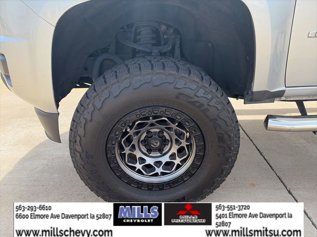 Used 2018 Chevrolet Colorado LT AWD/4WD image 9