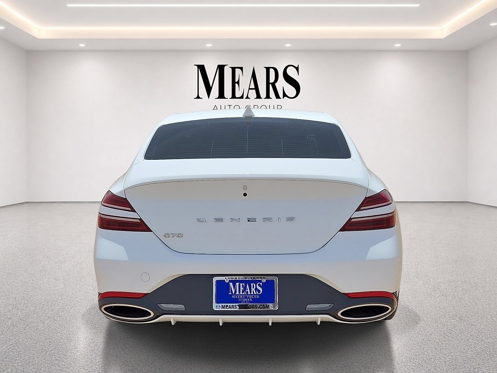 Used 2025 Genesis G70 2.5T RWD image 4